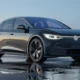 Volkswagen ID.5 Black Edition 2026 front three-quarter-view gloss black